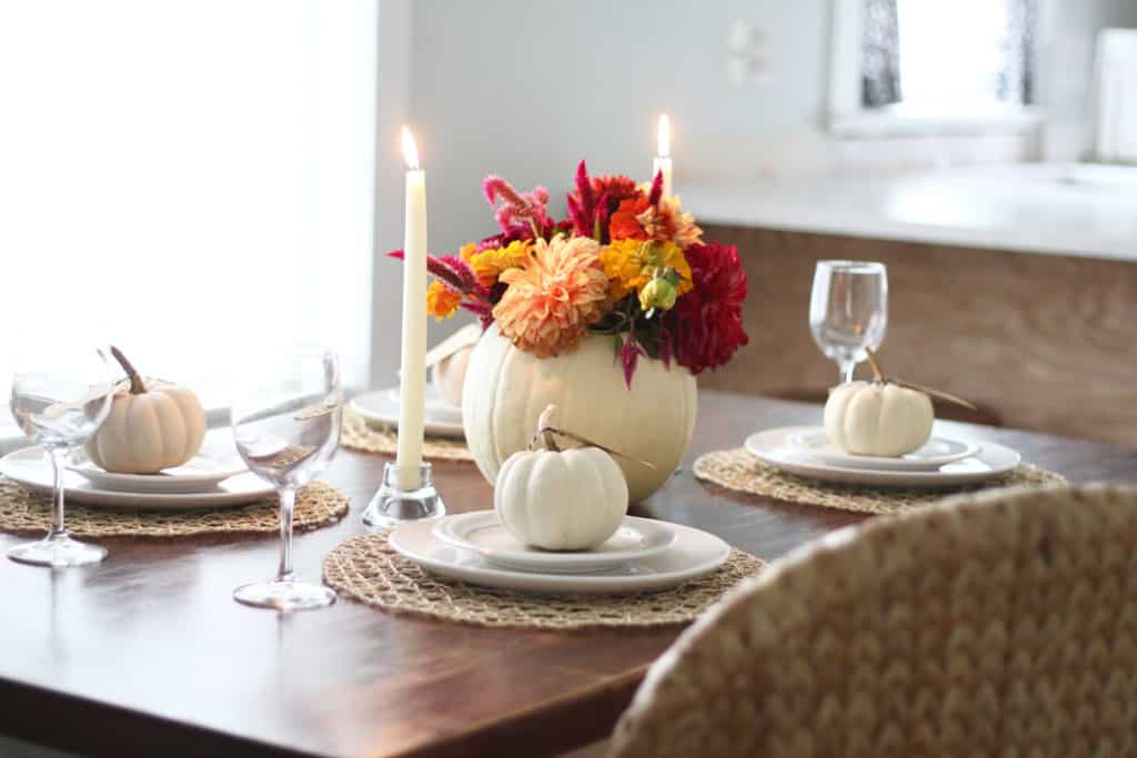 Blogger Stylin' Home Tours: Fall 2015 ~ www.simplestylings.com 