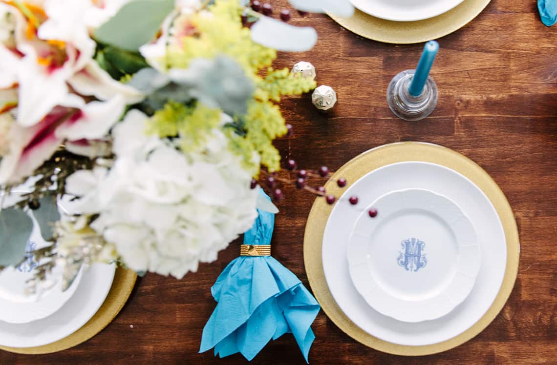 Blogger Stylin' Home Tours: Thanksgiving Tablescape 2015