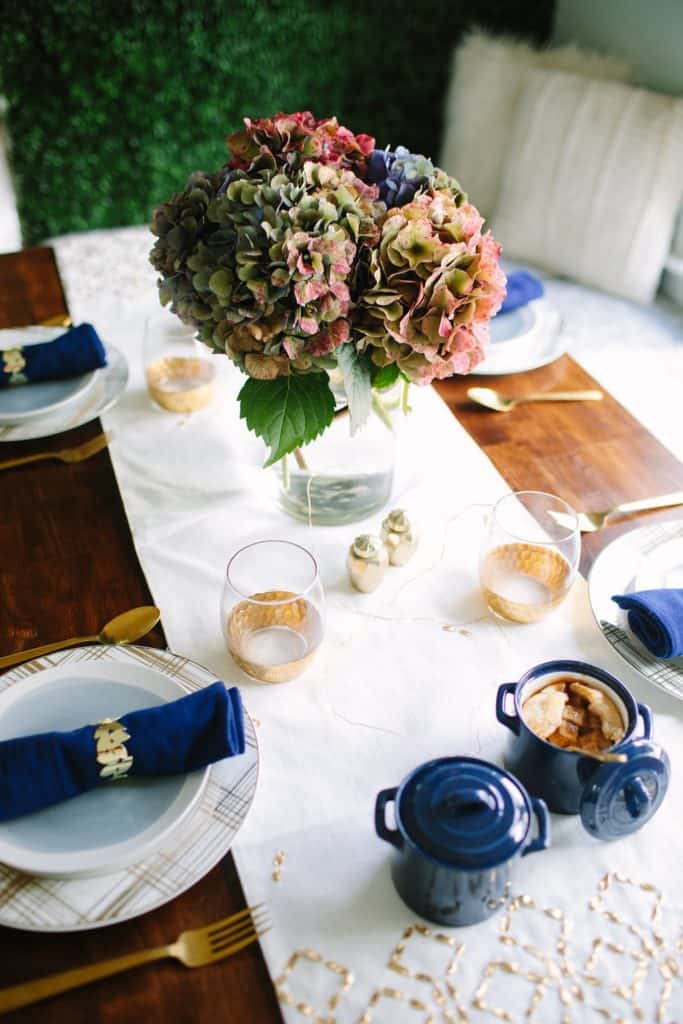 Simple Holiday Tabletop Decor Inspiration blue and gold