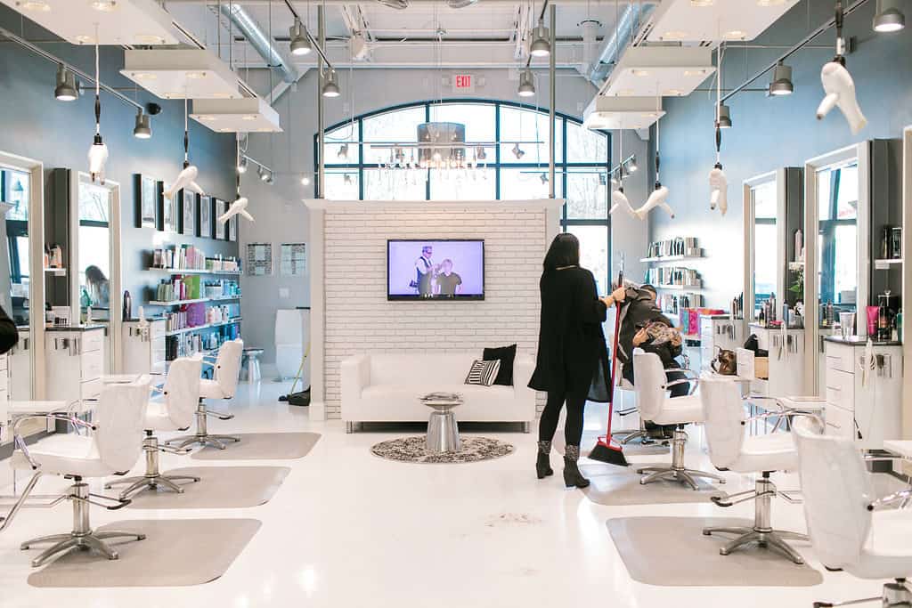 Local Spotlight: Hudson Salon + A Gift For You design