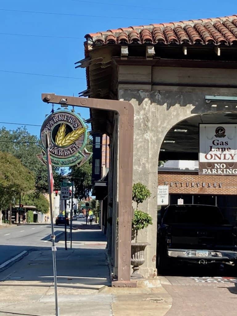 parker's market gas station and convenience store